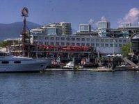 Lonsdale Quay Hotel