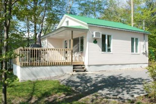 фото отеля Camping Juneau-Chalets