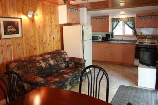 фото отеля Camping Juneau-Chalets