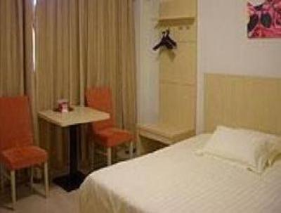 фото отеля Jinjiang Inn Yixing Jin San Jiao
