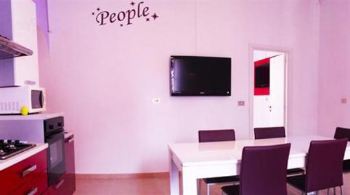 фото отеля People B&B