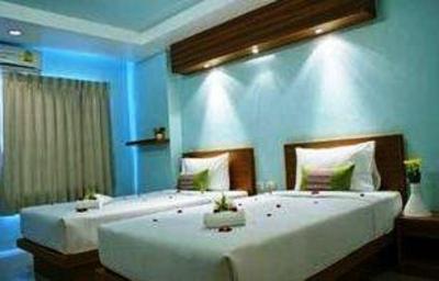 фото отеля New Paradise Inn Hotel Phuket