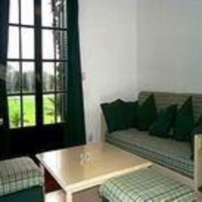 фото отеля Apartamentos Leo Canela Golf