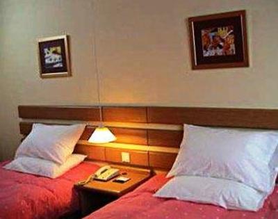 фото отеля Home Inn Tonghua Shengli Road