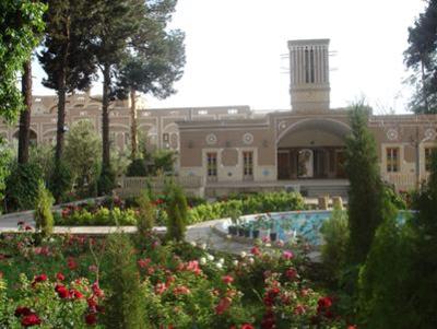 фото отеля Hotel Moshir Garden Yazd