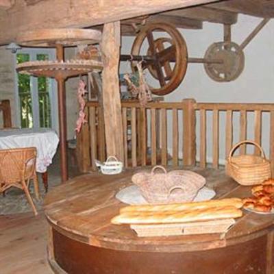 фото отеля Moulin Du Chapitre Guesthouse Chanzeaux