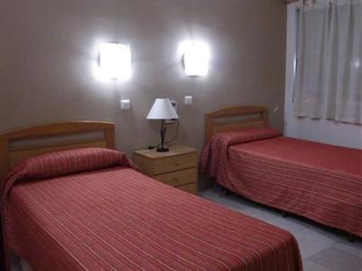 фото отеля Hostal Les Reixes Llíria