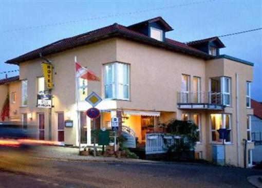 фото отеля Hotel Bistro Europa La Petite Maison Merchweiler