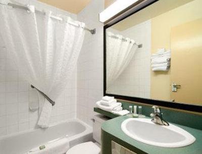 фото отеля Travelodge Meadow Lake