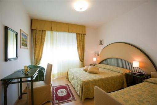 фото отеля Hotel Canarie