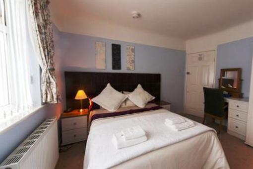 фото отеля Wyngate Bed & Breakfast Meols Wirral