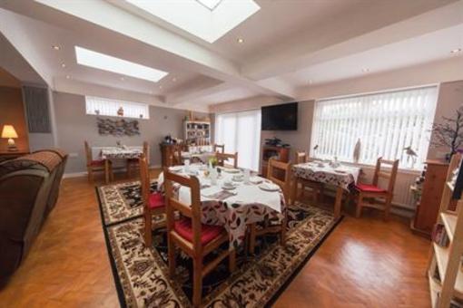 фото отеля Wyngate Bed & Breakfast Meols Wirral