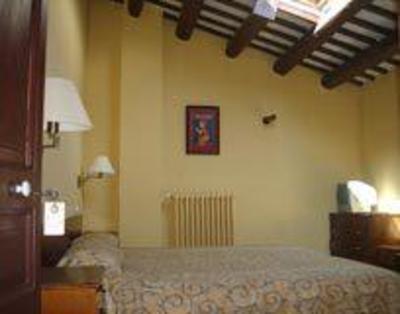 фото отеля Hostal Can Enric