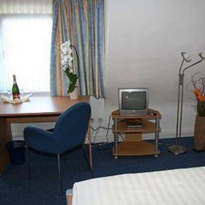 фото отеля Hotel Erbsalzer Werl