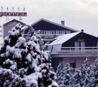 фото отеля Hotel Au Coin Vert
