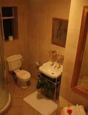фото отеля Northcliff Manor Guest House