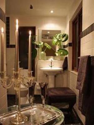 фото отеля Northcliff Manor Guest House