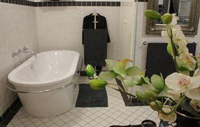 фото отеля Northcliff Manor Guest House