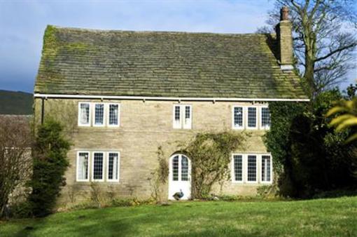 фото отеля Harrop Fold Farm Bed and Breakfast Macclesfield