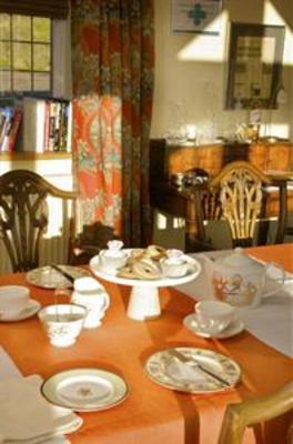 фото отеля Harrop Fold Farm Bed and Breakfast Macclesfield