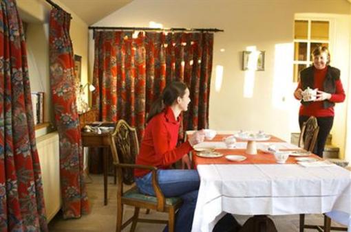 фото отеля Harrop Fold Farm Bed and Breakfast Macclesfield