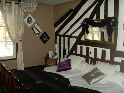 фото отеля Le Village Hotel Touques