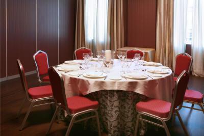 фото отеля Hotel Asset Torrejon