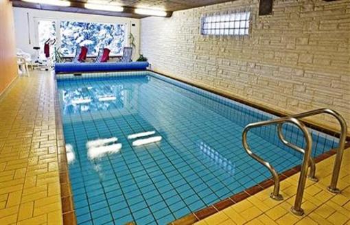 фото отеля Vier Jahreszeiten Hotel garni