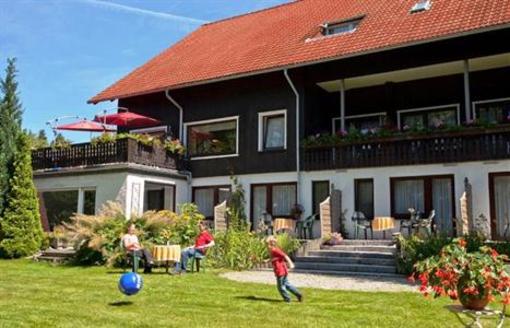 фото отеля Vier Jahreszeiten Hotel garni