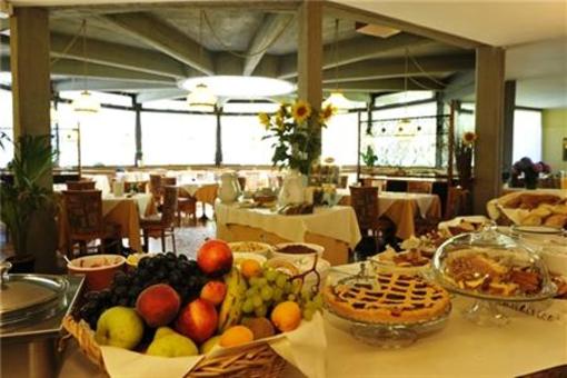 фото отеля Hotel Margherita Tenna