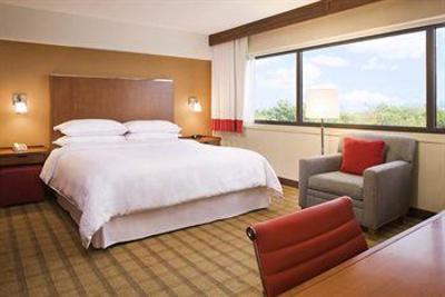 фото отеля The Four Points by Sheraton Norwood Hotel & Conference Center