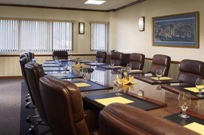 фото отеля The Four Points by Sheraton Norwood Hotel & Conference Center