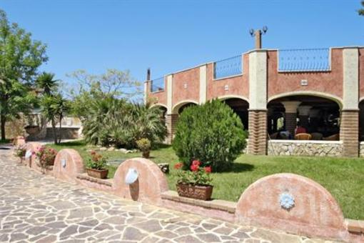 фото отеля Villaggio Eden Colostrai