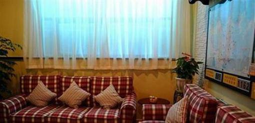 фото отеля Home Inn Xiamen Wenyuan Road Wenzao