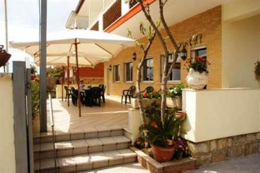 фото отеля Villa Del Sole Latina