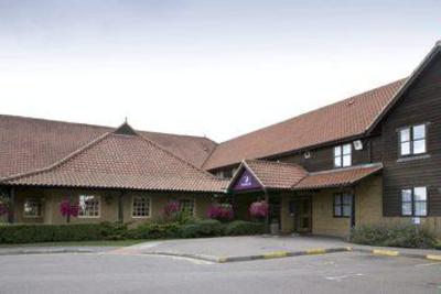 фото отеля Premier Inn South Basildon