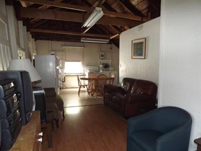 фото отеля Plank Road Cottages & Marina