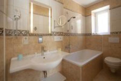 фото отеля Hotel Worthersee