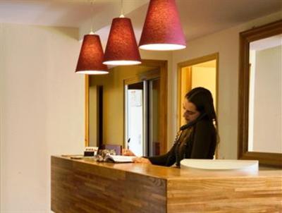 фото отеля Hotel Les Provinciales Arpajon-sur-Cere