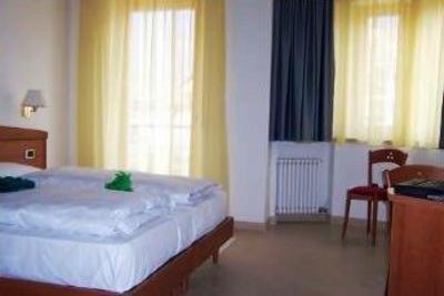 фото отеля Hotel Goldenhof