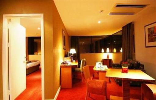 фото отеля Ramada Hotel and Suites Coventry