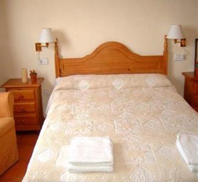 фото отеля Hotel Rural Els Pins De Prenafeta