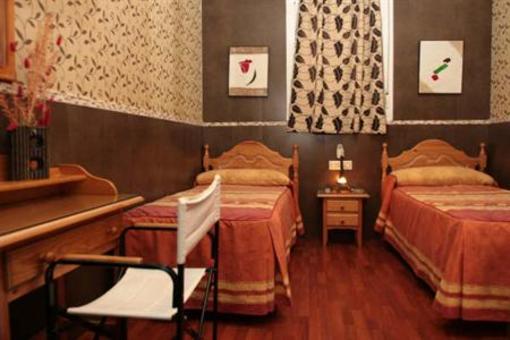 фото отеля Hostal Paris
