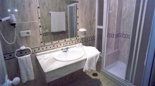 фото отеля Hostal Paris