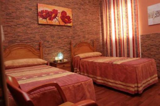 фото отеля Hostal Paris
