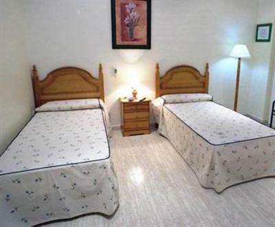 фото отеля Hostal Paris