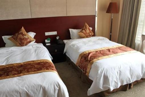фото отеля Phoenix Hotspring Resort