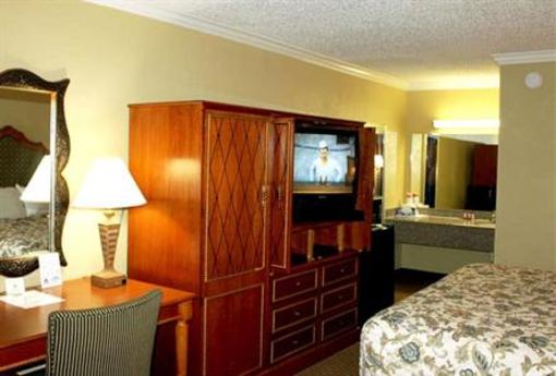 фото отеля Econo Lodge Conroe The Woodlands