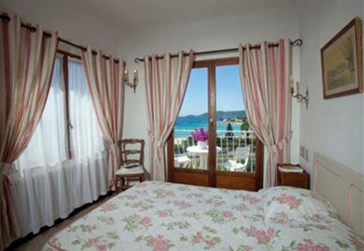 фото отеля Silence Hotel Belle Vue Le Lavandou