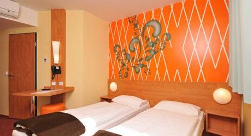 фото отеля B&B Hotel Frankfurt-Nord